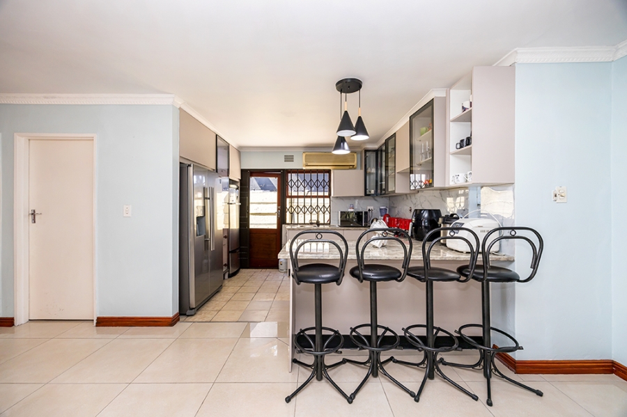 3 Bedroom Property for Sale in Table View Western Cape